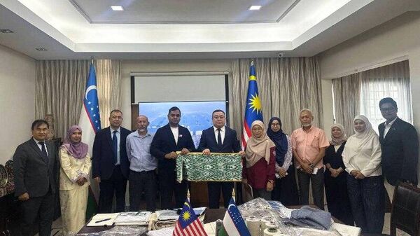 В ближайшее время в Куала-Лумпуре откроют Торговый дом Ферганы, сообщили в ТПП Узбекистана - Sputnik Узбекистан