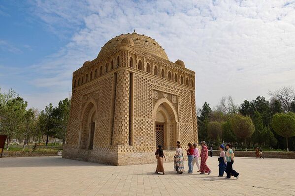 X asrda Somoniylar davlati hozirgi O‘zbekiston, Tojikiston, Turkmaniston va Afg‘onistonning katta qismida hukmronlik qilgan  - Sputnik O‘zbekiston