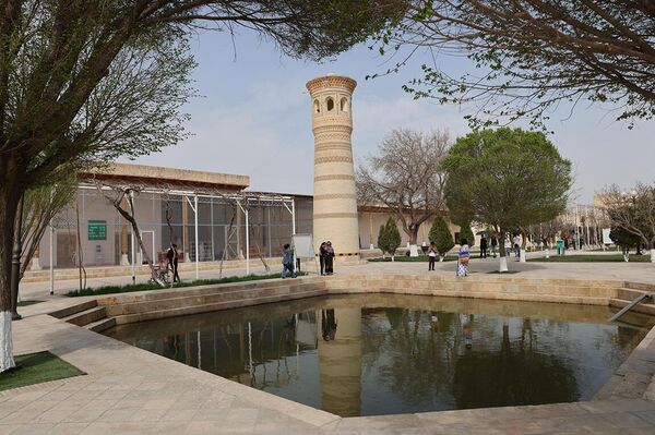 Palomnicheskiy tur Sem Pirov Buxari - Sputnik O‘zbekiston