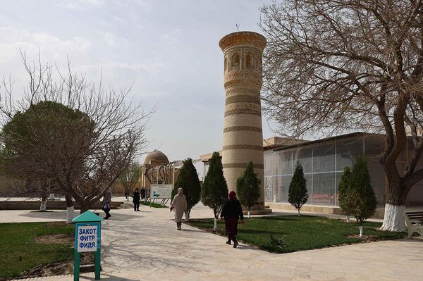 Palomnicheskiy tur Sem Pirov Buxari - Sputnik O‘zbekiston