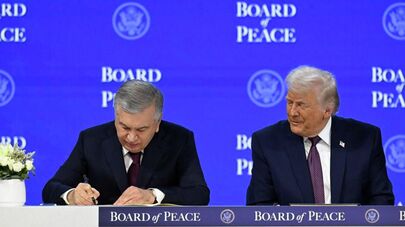 Шавкат Мирзиёев принял участие в церемонии подписания Устава Совета мира. 