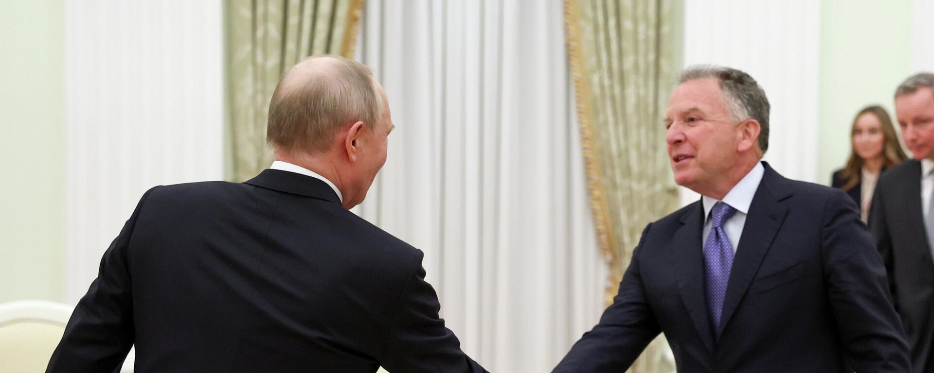 Vladimir Putin va Stiven Uitkoff - Sputnik O‘zbekiston, 1920, 23.01.2026