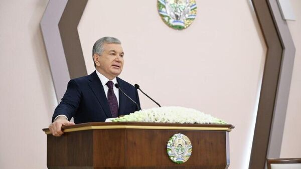 В прошлом году экономика Узбекистана выросла на 7,7%, объем ВВП превысил $147 млрд, отметил Шавкат Мирзиёев в ходе совещания - Sputnik Узбекистан