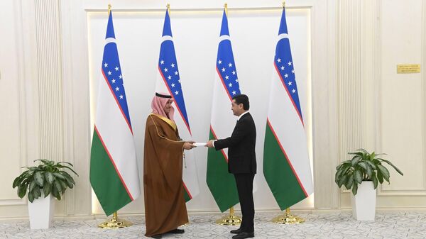 Глава МИД Узбекистана принял копии верительных грамот у нового посла Саудовской Аравии - Sputnik Узбекистан