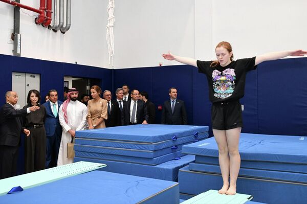 Члены Исполнительного комитета World Aquatics посетили Олимпийский городок - Sputnik Узбекистан