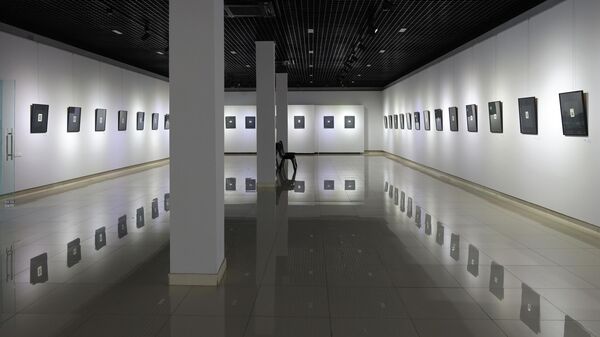 Дамир Уразаев хотирасига бағишланган ксилография кўргазмаси - Sputnik Ўзбекистон