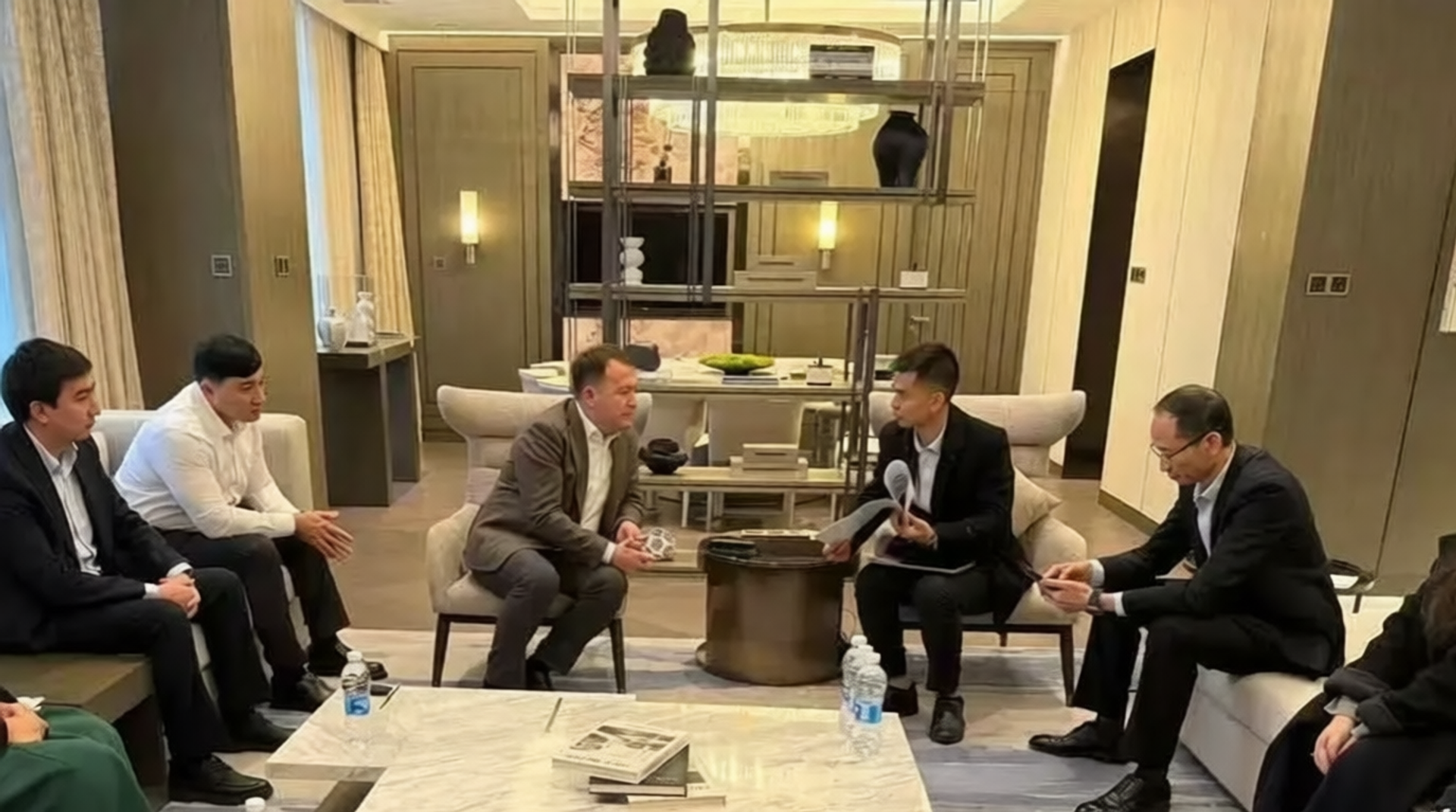 Экономические связи Ферганской области с китайской провинцией Гуандун
 - Sputnik Узбекистан, 1920, 26.01.2026