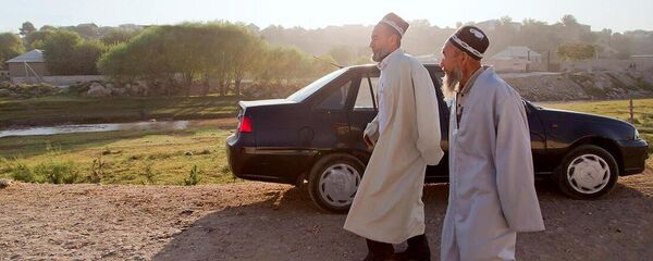 Жители города Денау (Сурхандарьинская область) Жители города Денау (Сурхандарьинская область) - Sputnik Узбекистан