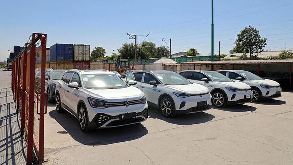 Elektromobili na JD stansii - Sputnik O‘zbekiston