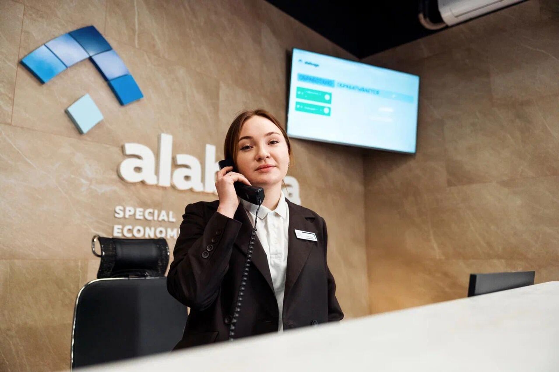 Россия упрощает трудовую миграцию: новые правила и реальные шансы - Sputnik Узбекистан, 1920, 27.01.2026