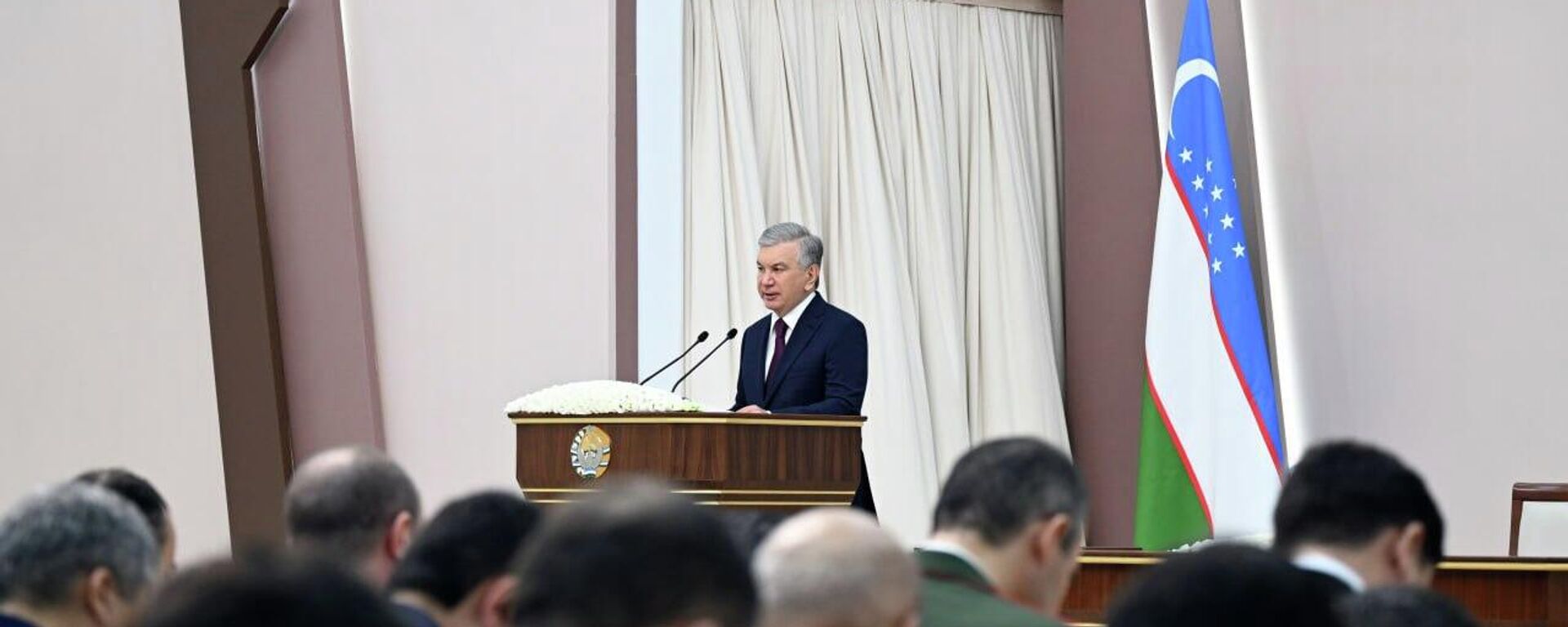 На собрании было подвергнуто критике состояние налогового администрирования в городе Ташкенте - Sputnik Ўзбекистон, 1920, 27.01.2026