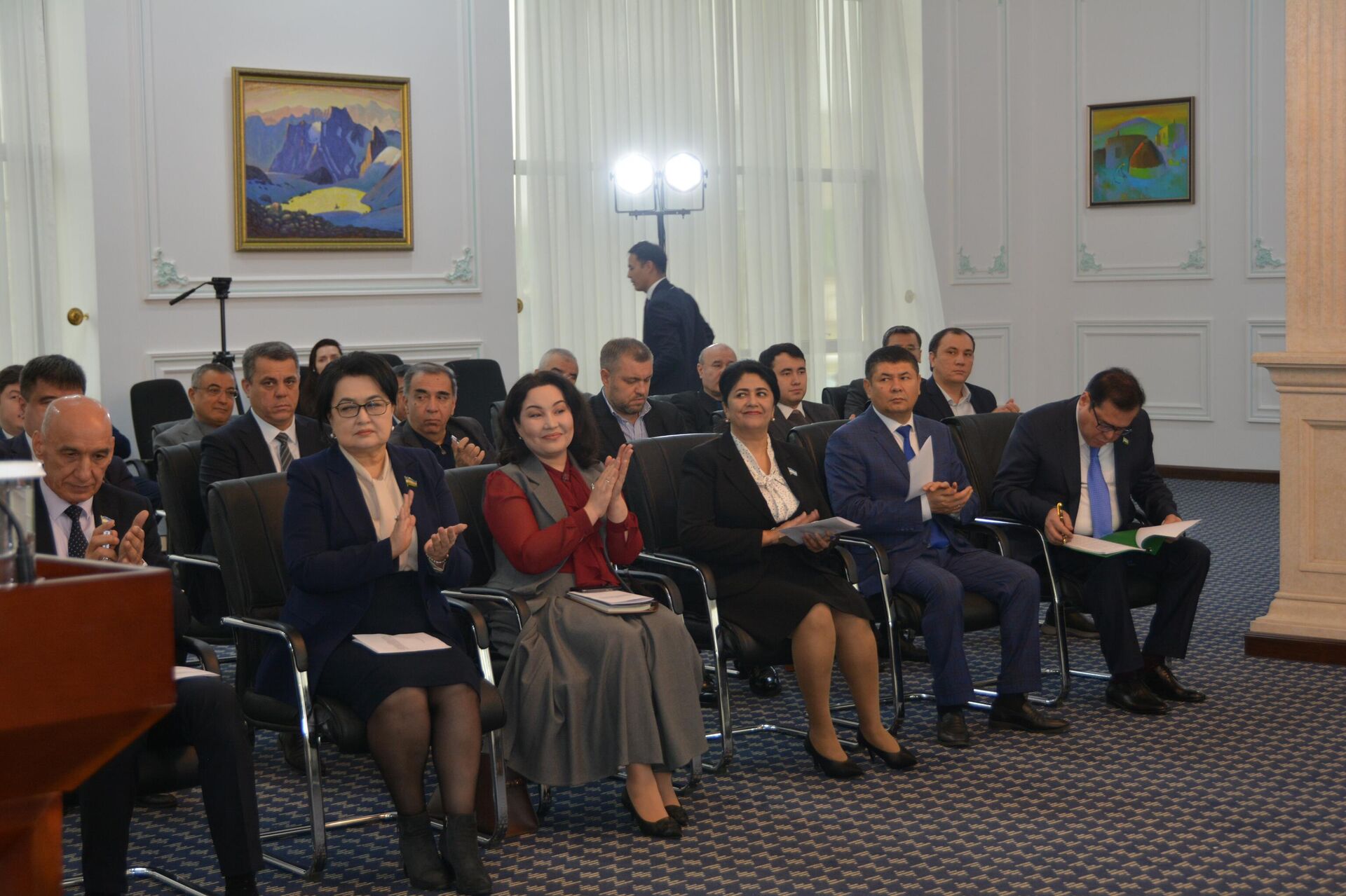 Круглый стол, посвящённый интервью президента Казахстана Касым-Жомарта Токаева газете Turkistan в посольстве Республики Казахстан в Ташкенте Круглый стол, посвящённый интервью президента Казахстана Касым-Жомарта Токаева газете Turkistan в посольстве Республики Казахстан в Ташкенте - Sputnik Узбекистан, 1920, 28.01.2026