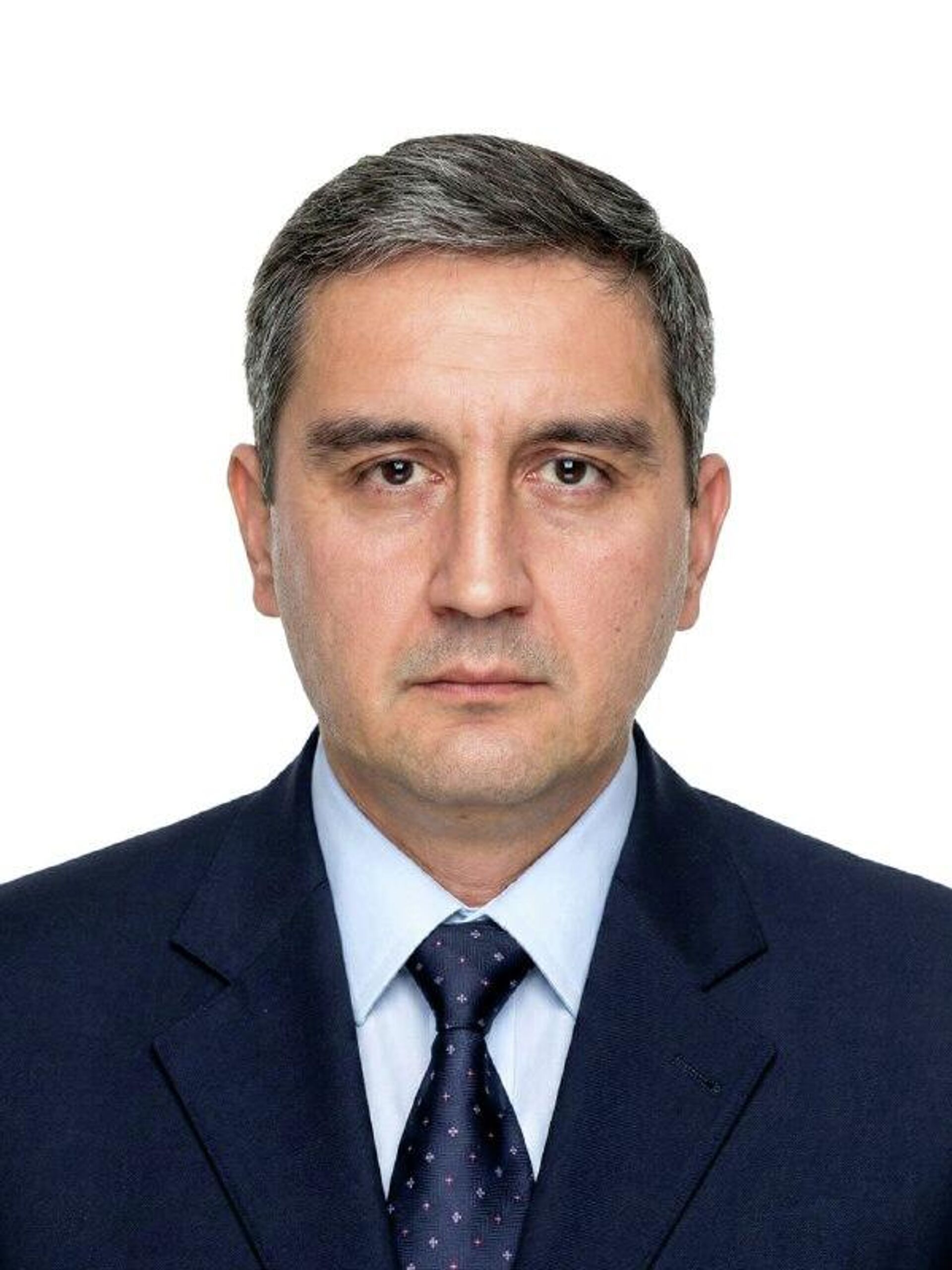 Шавкат Мирзиёев назначил Диёрбека Сатторова на должность замминистра внутренних дел – начальника Департамента духовно-просветительской работы и кадрового обеспечения - Sputnik Узбекистан, 1920, 28.01.2026