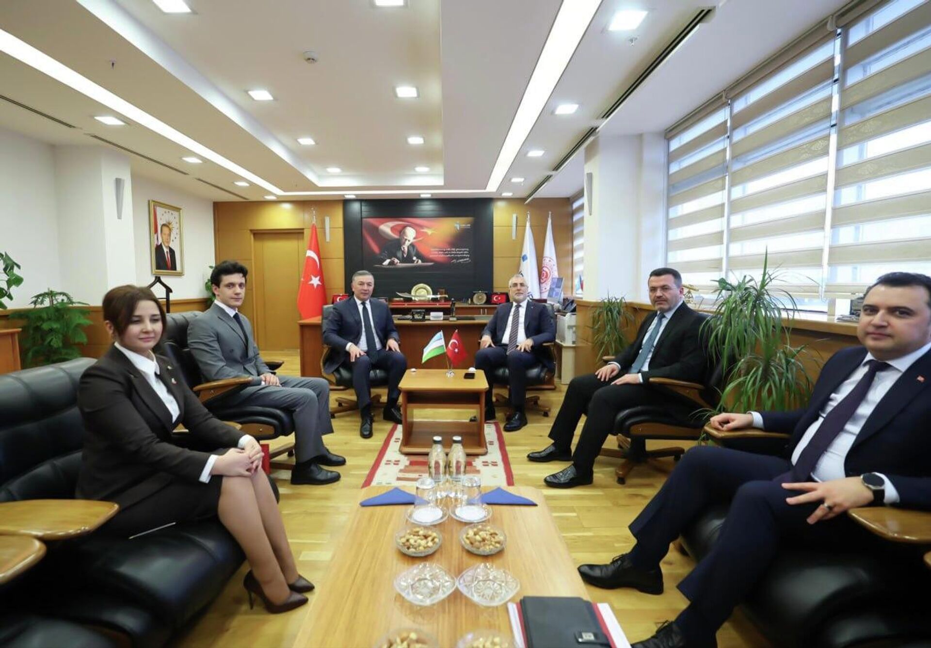 Узбекистан и Турция подпишут соглашение о трудовой миграции - Sputnik Ўзбекистон, 1920, 29.01.2026