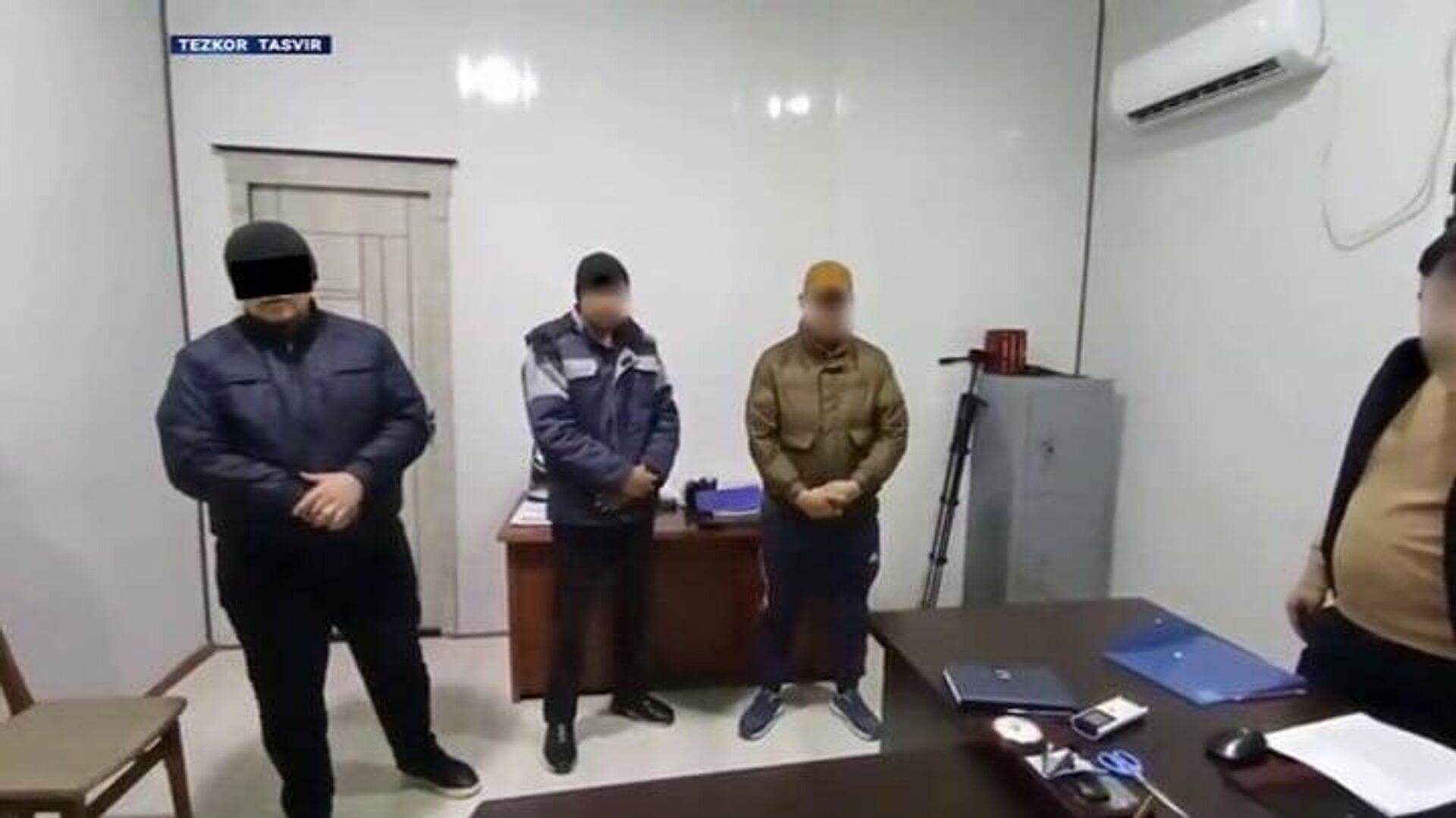 Чиновники в Узбекистане попались на взятках Чиновники в Узбекистане попались на взятках - Sputnik Узбекистан, 1920, 30.01.2026