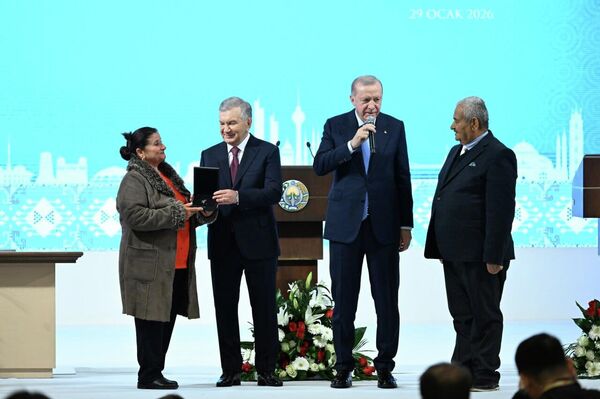 O‘zbekiston Turkiyada 2023-yilgi zilzila qurbonlari uchun qurgan turar joy majmuasi ochildi - Sputnik O‘zbekiston