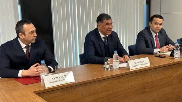 Делегация Торгового представительства Узбекистана в России посетила Санкт-Петербург - Sputnik Узбекистан
