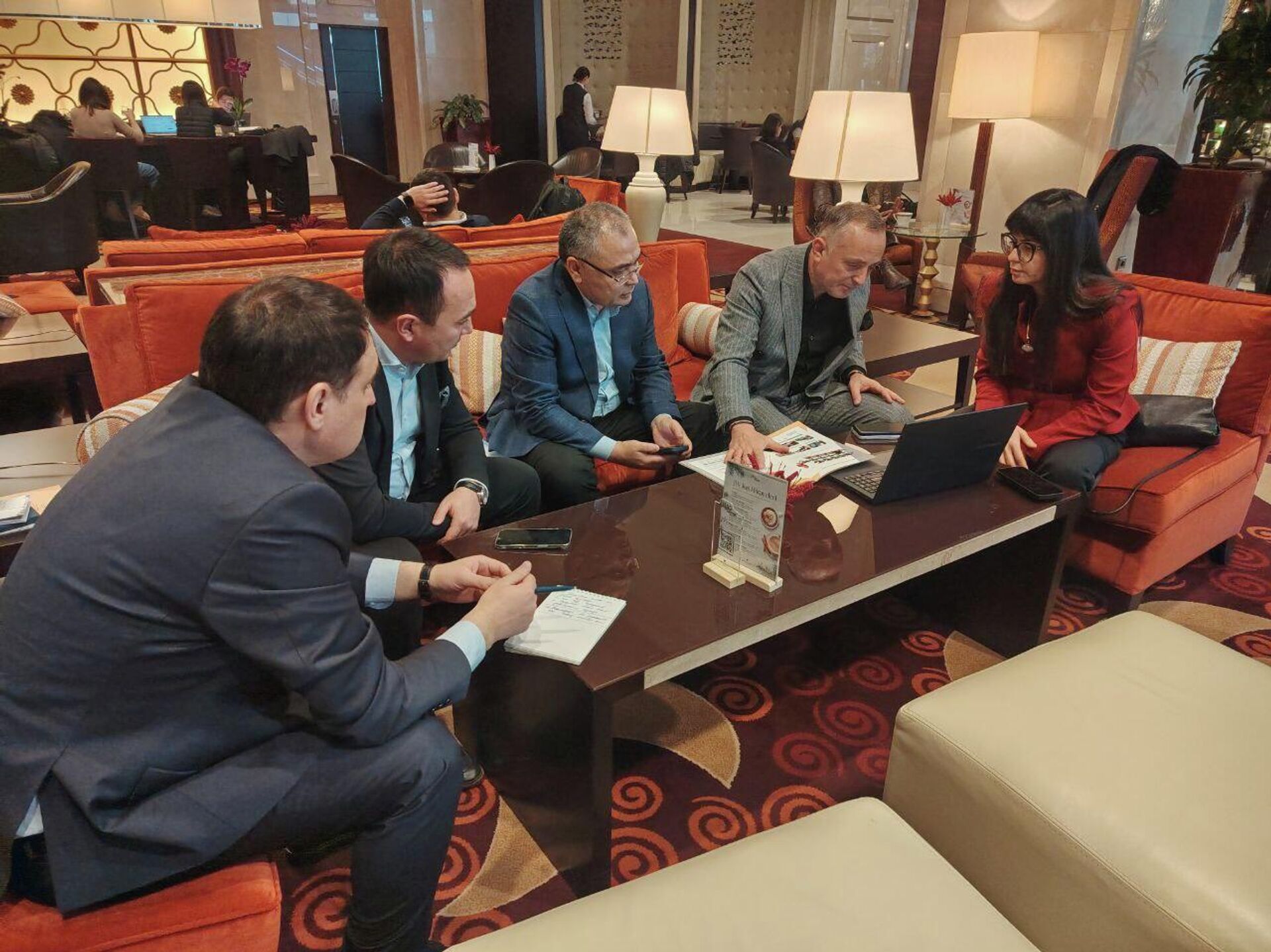 Министр сельского хозяйства Узбекистана Иброхим Абдурахмонов провел переговоры с турецкими партнерами. - Sputnik Узбекистан, 1920, 30.01.2026