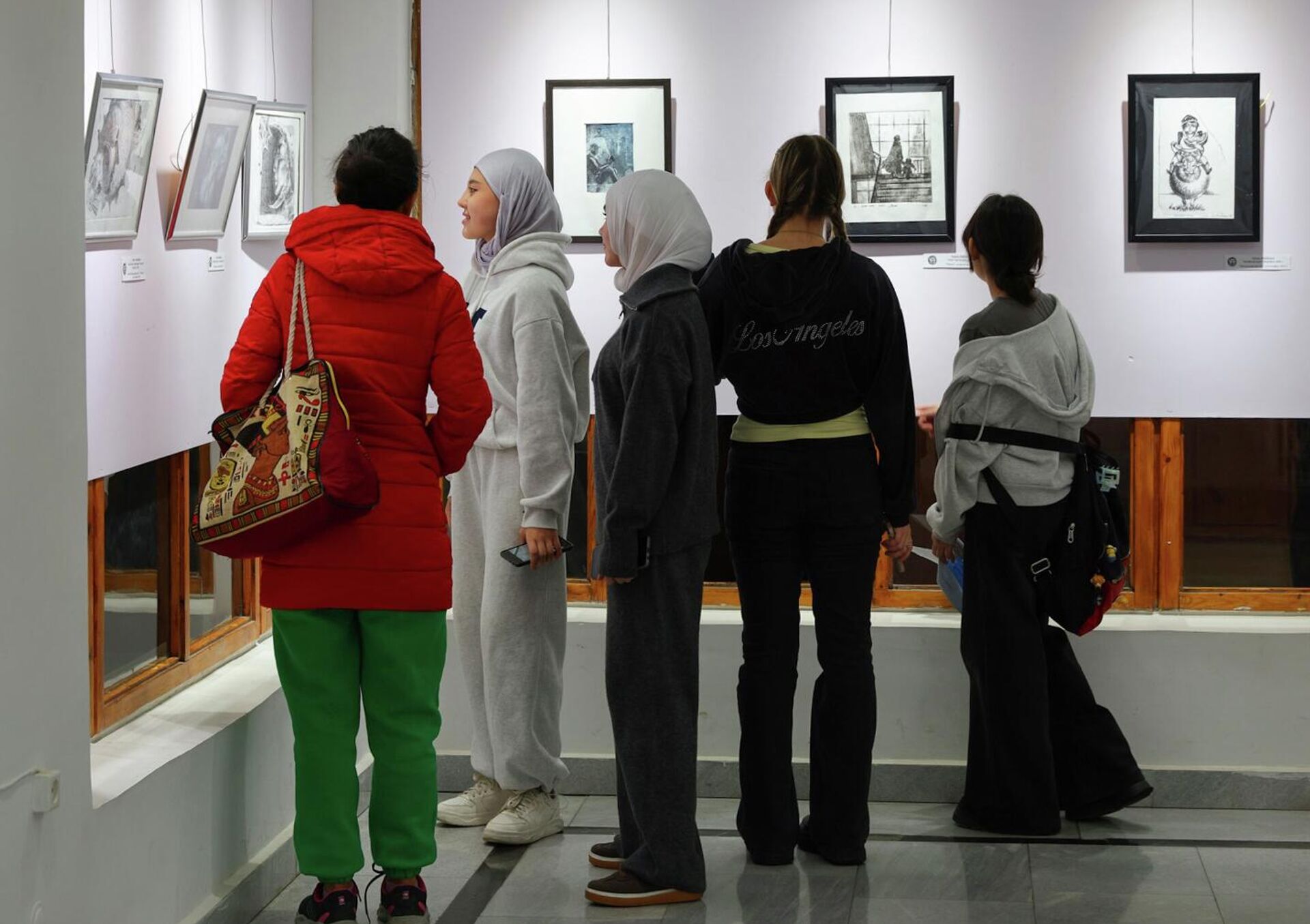 Выставка графики Возвращение Эстампа Выставка графики Возвращение Эстампа - Sputnik Узбекистан, 1920, 30.01.2026