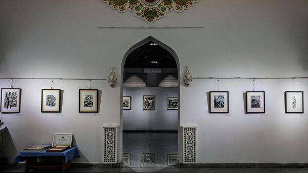 Выставка графики Возвращение Эстампа - Sputnik Узбекистан