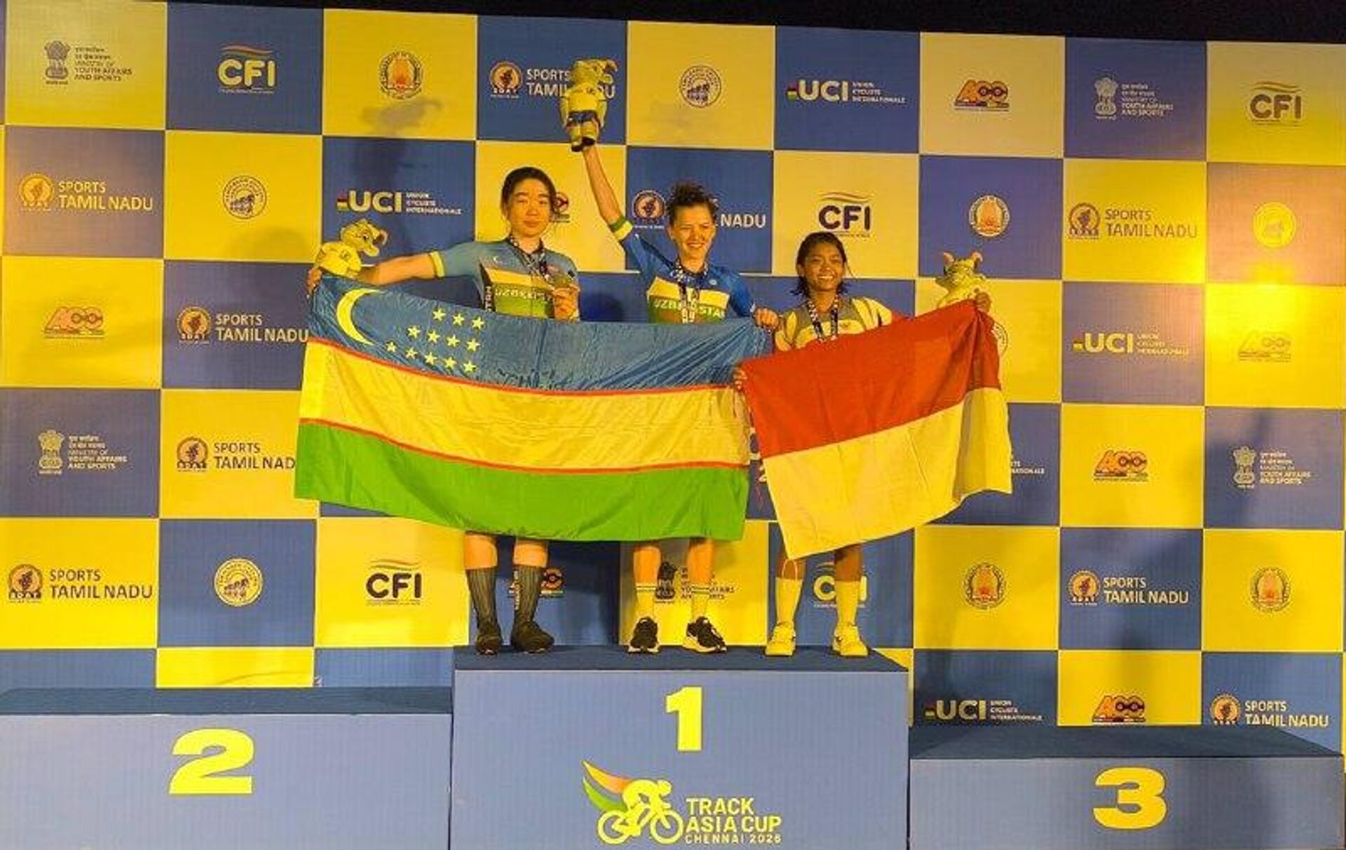 🟠Узбекистанцы завоевали 3 медали на Кубке Азии по велотреку - Sputnik Узбекистан, 1920, 01.02.2026