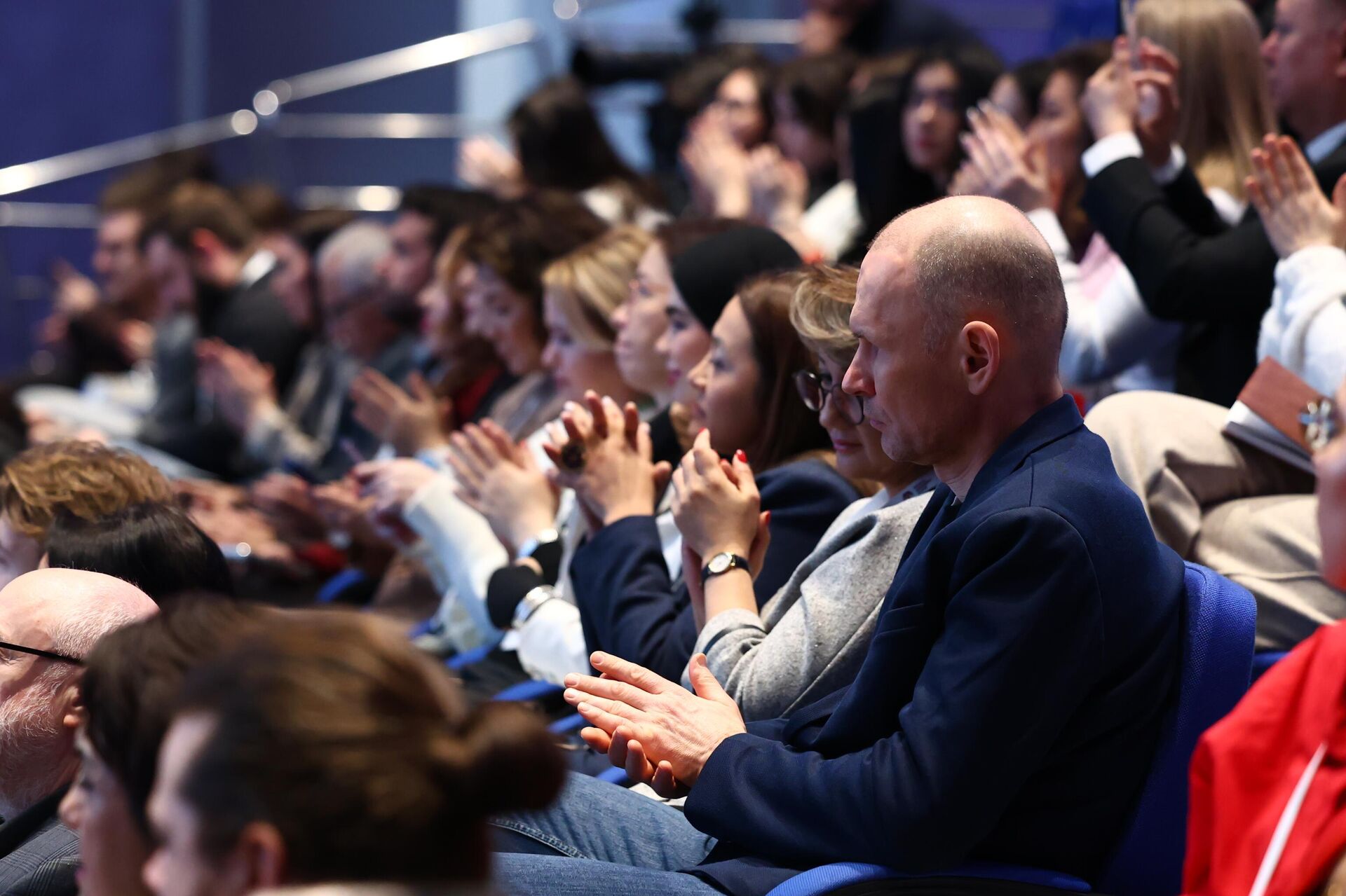 В Ташкенте прошел трехдневный Международный управленческий форум “Время 30-летних - Sputnik Узбекистан, 1920, 01.02.2026