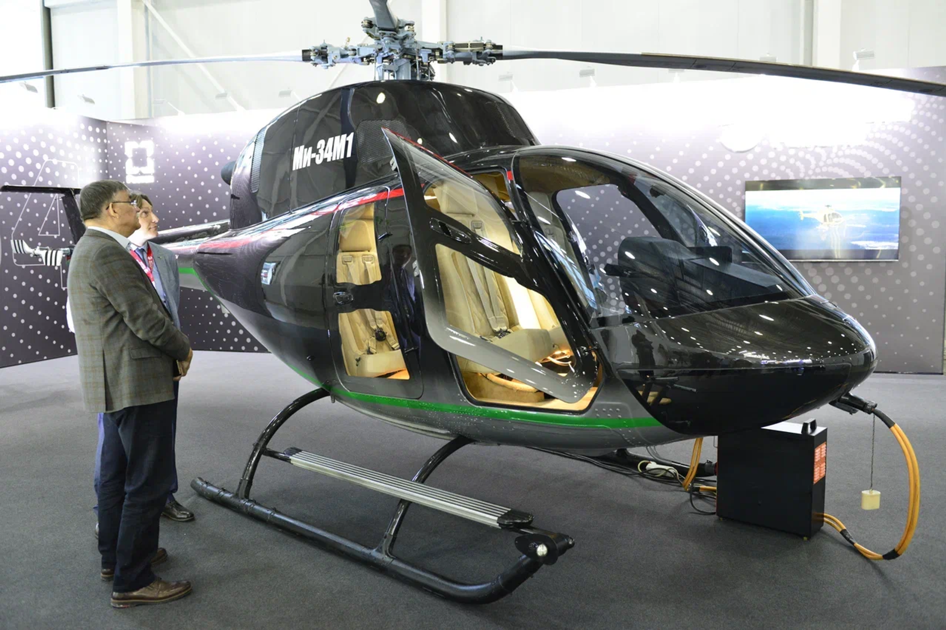 В Москве стартовала Национальная выставка авиационной инфраструктуры NAIS-2026 - Sputnik Ўзбекистон, 1920, 04.02.2026