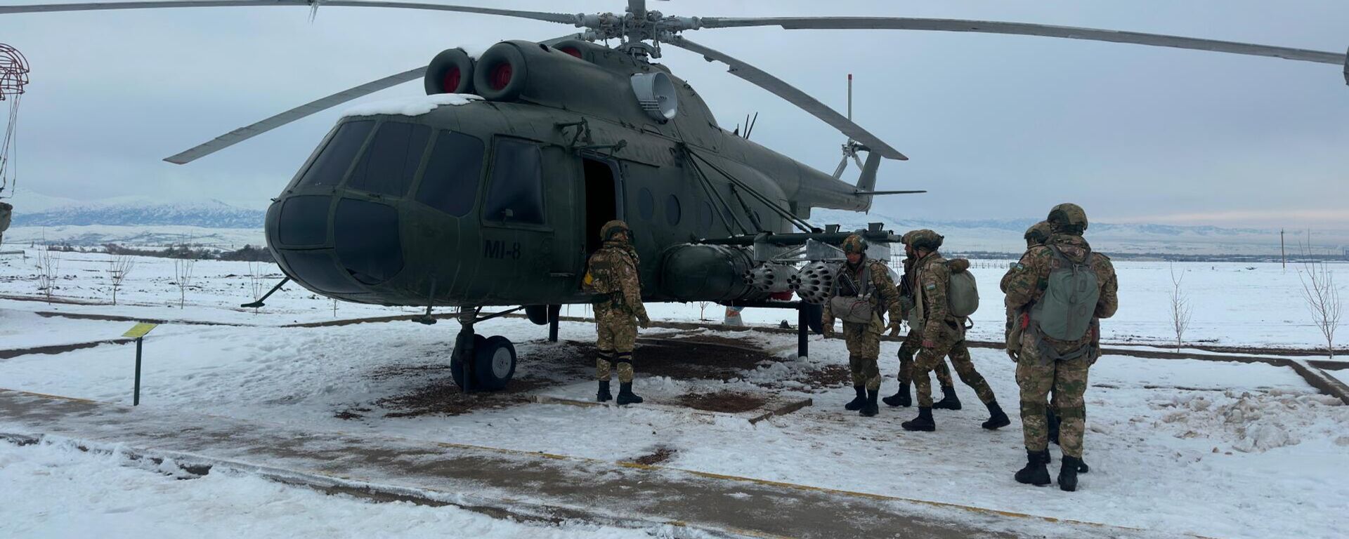 Ўзбекистонда ҳарбий хизматчилар тайёргарлиги қандай кечади - Sputnik Ўзбекистон, 1920, 08.02.2026