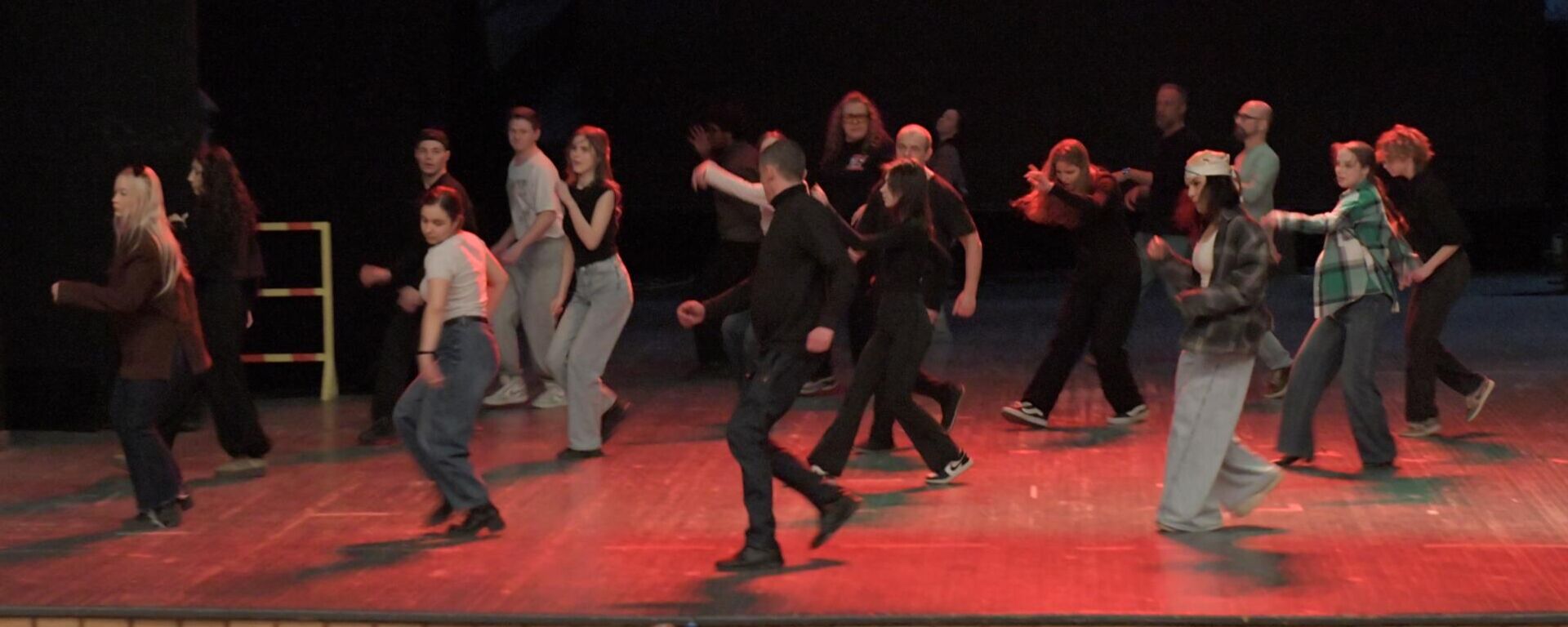 Rus drama teatri ochilishiga tayyorgarlik qanday ketmoqda - Sputnik O‘zbekiston, 1920, 06.02.2026