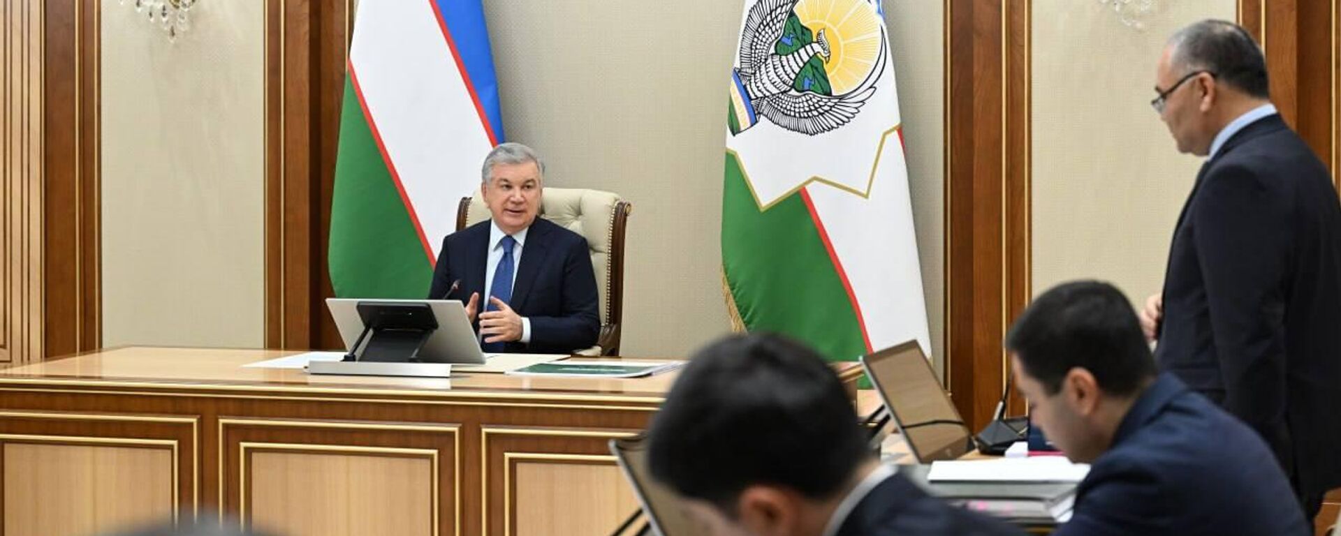 Президент ознакомился с презентацией предложений по освоению новых земель - Sputnik Ўзбекистон, 1920, 10.02.2026