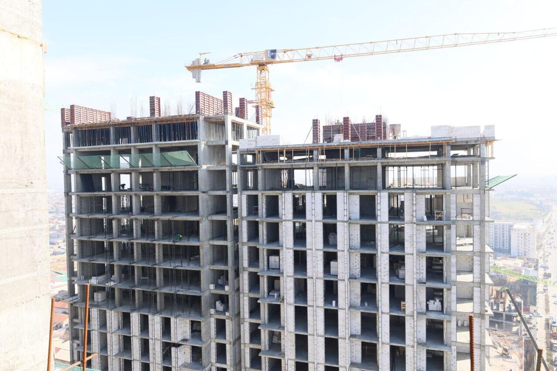 В Самарканде при строительстве первых 30-этажек выявлены нарушения - Sputnik Ўзбекистон, 1920, 10.02.2026