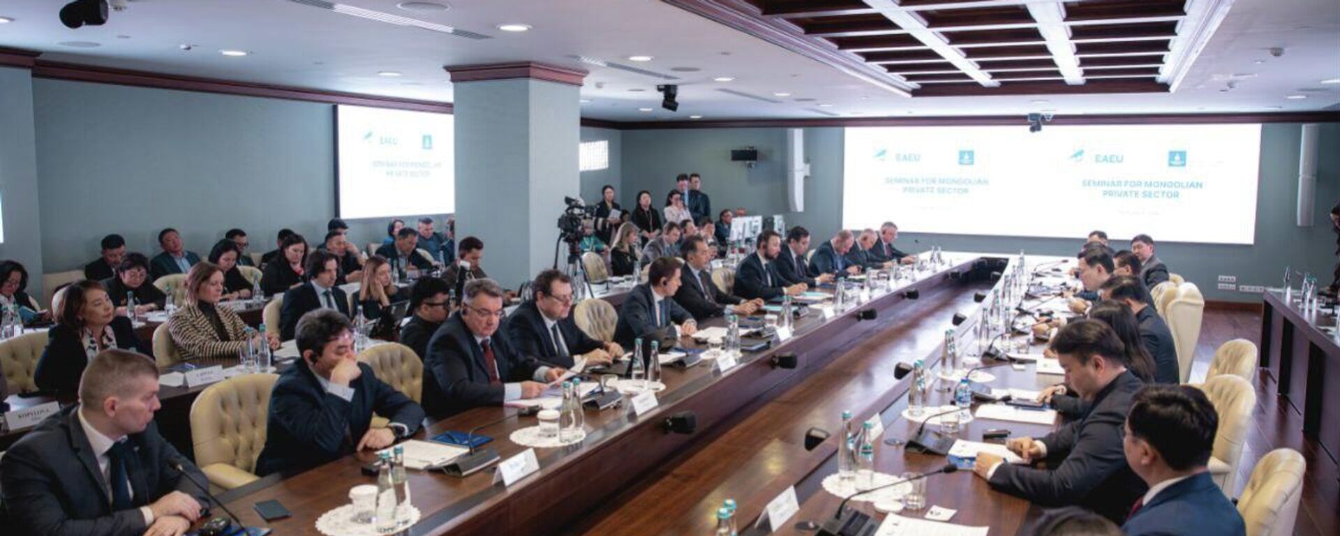 V YeEK sostoyalsya seminar dlya mongolskogo biznesa po Vremennomu torgovomu soglasheniyu mejdu YeAES i Mongoliyey - Sputnik O‘zbekiston, 1920, 10.02.2026