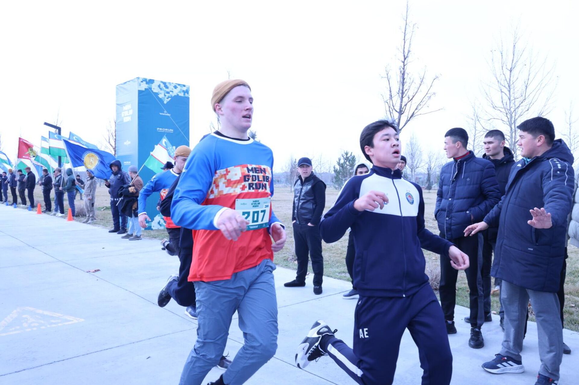 Патриотический забег состоялся на территории туристического комплекса Silk Road Samarkand - Sputnik Узбекистан, 1920, 10.02.2026