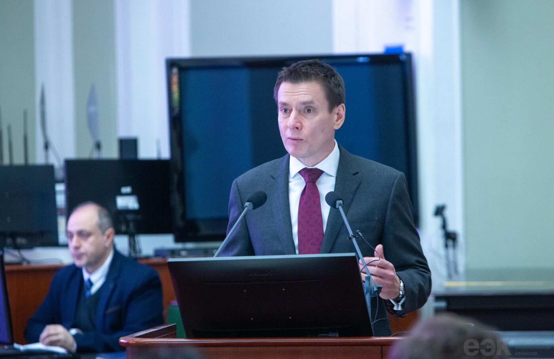 Министр по торговле ЕЭК Андрей Слепнев встретился с руководителями министерств и ведомств Монголии.  - Sputnik Узбекистан, 1920, 12.02.2026