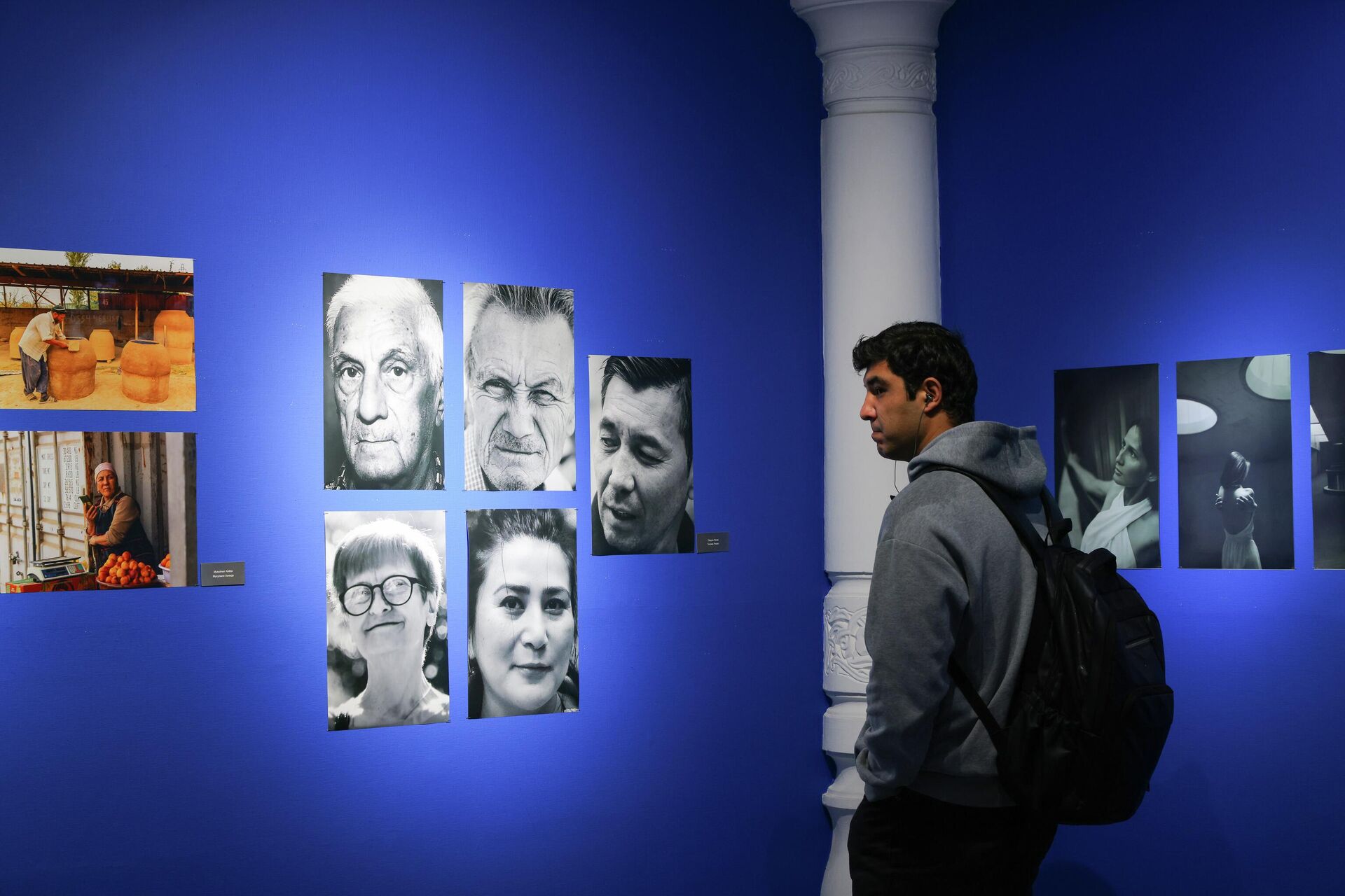 Тошкент Фотосуратлар уйида фотороссомлар ва ҳаваскорлар қўшма кўргазмаси очилди - Sputnik Ўзбекистон, 1920, 12.02.2026