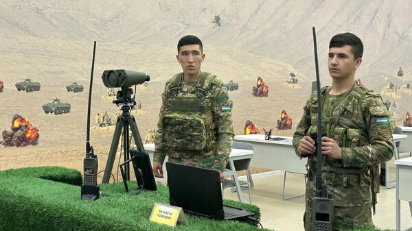 Как обучают курсантов в Институте сухопутных войск Узбекистана - Sputnik Узбекистан