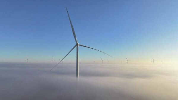 Объем электроэнергии, произведенной солнечными и ветровыми электростанциями РУз, достиг с начала 2026 года 1 млрд кВт⋅ч - Sputnik Узбекистан