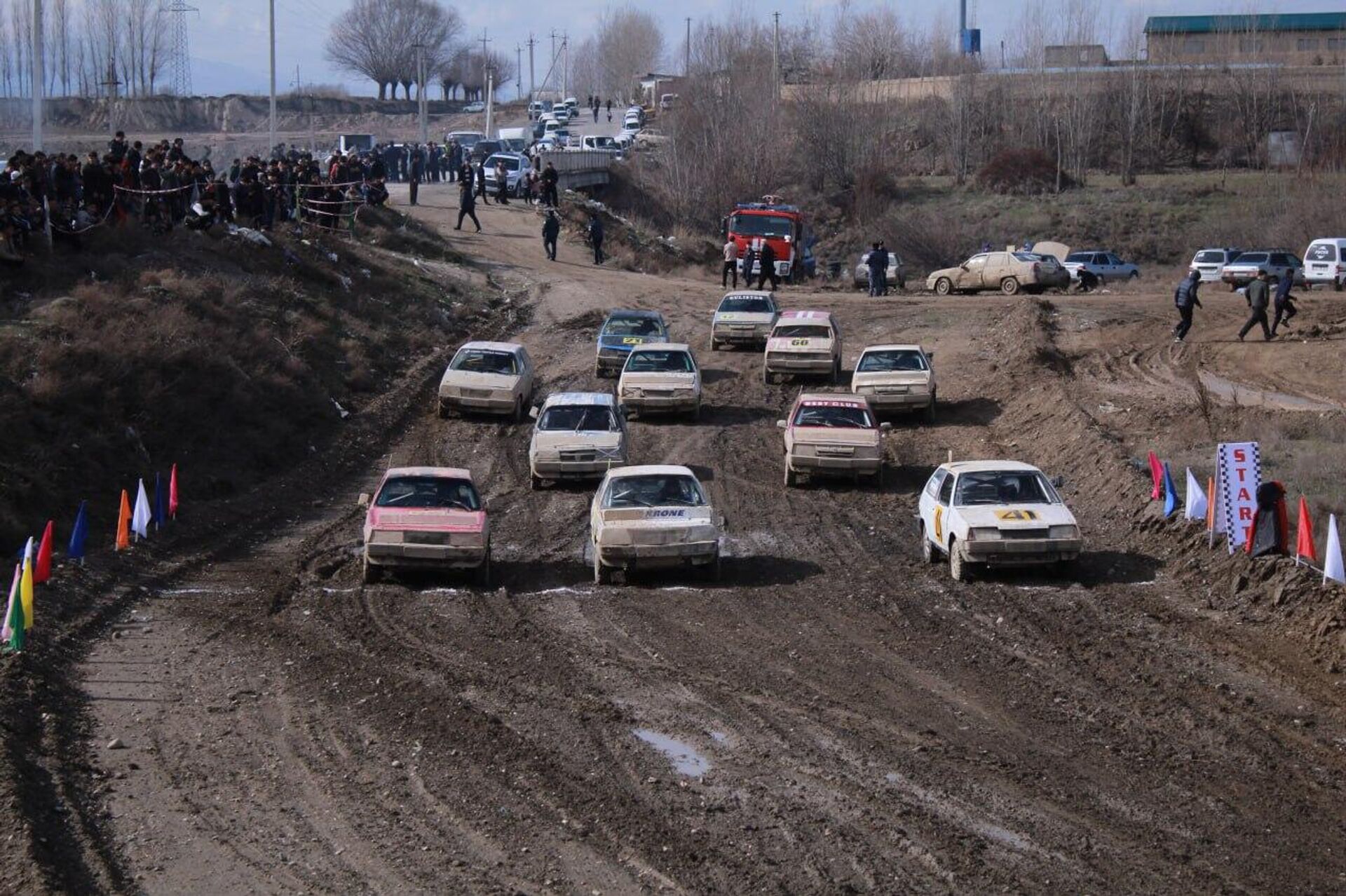 В Самарканде определили победителей первого этапа Кубка Узбекистана по автокроссу - Sputnik Ўзбекистон, 1920, 16.02.2026