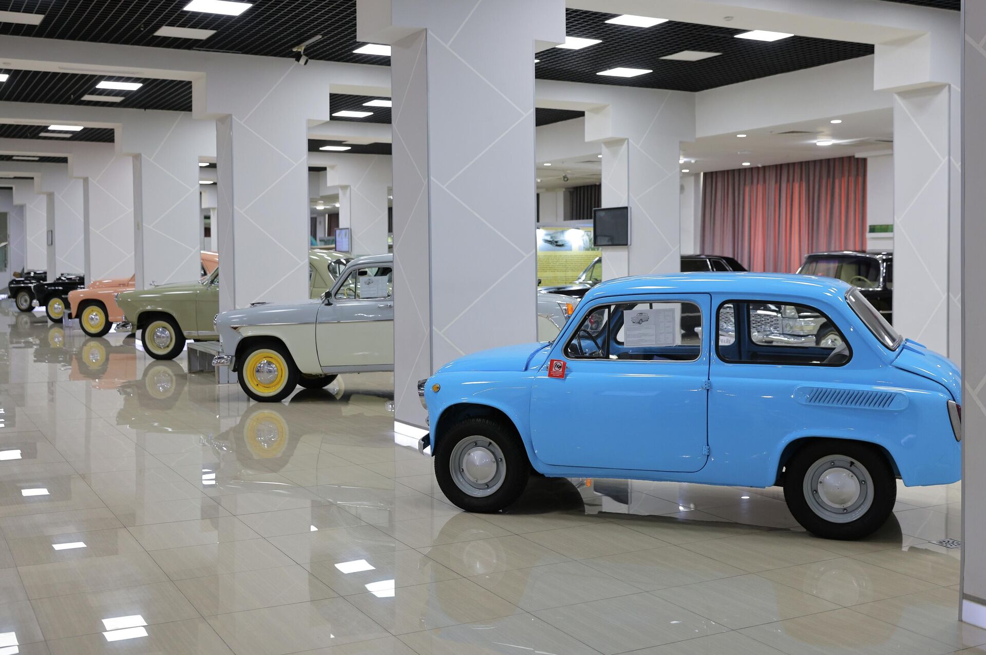 Совет автосаноати афсоналари зали Совет автосаноати афсоналари зали - Sputnik Ўзбекистон, 1920, 13.02.2026