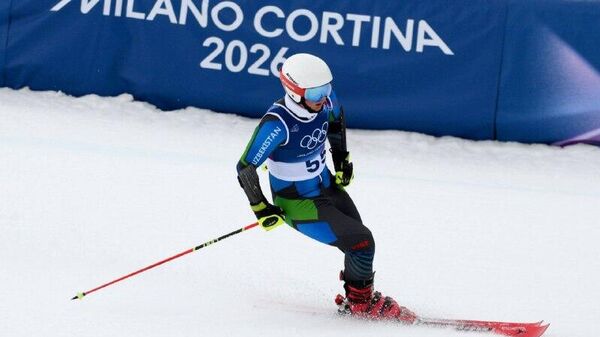 Горнолыжник из Узбекистана Медет Назаров завершил участие в Олимпийских Играх - Sputnik Узбекистан