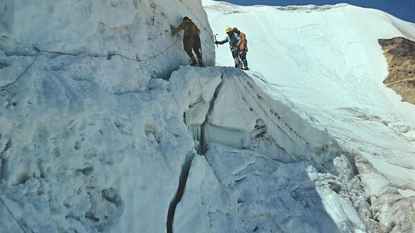 Ледники Таджикистана - Sputnik Ўзбекистон