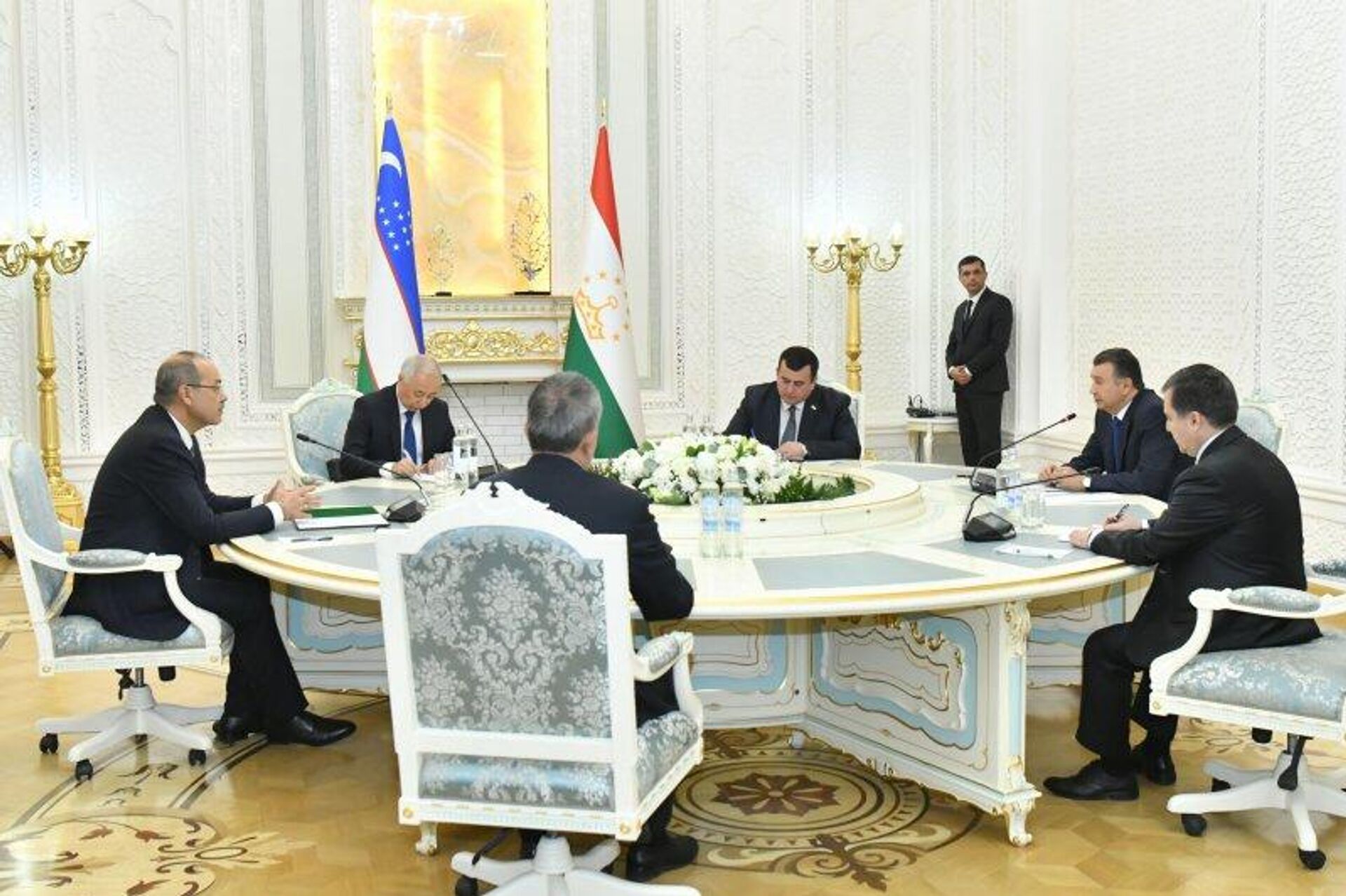 13-е заседание Межправительственной комиссии по торгово-экономическому сотрудничеству Таджикистана и Узбекистана
 - Sputnik Узбекистан, 1920, 18.02.2026