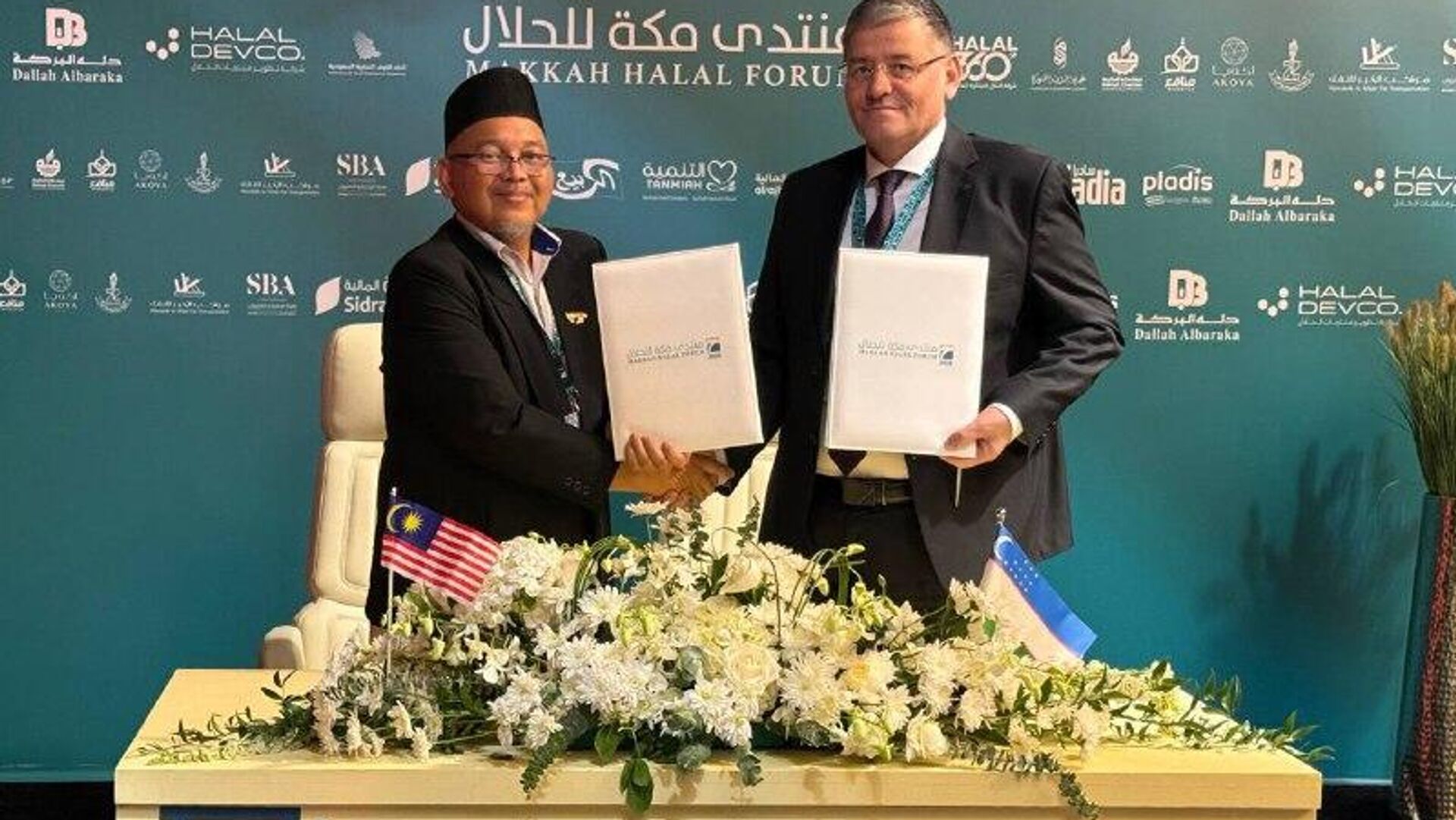 Узбекистан и Малайзия укрепляют торговые связи Узбекистан и Малайзия укрепляют торговые связи - Sputnik Узбекистан, 1920, 19.02.2026