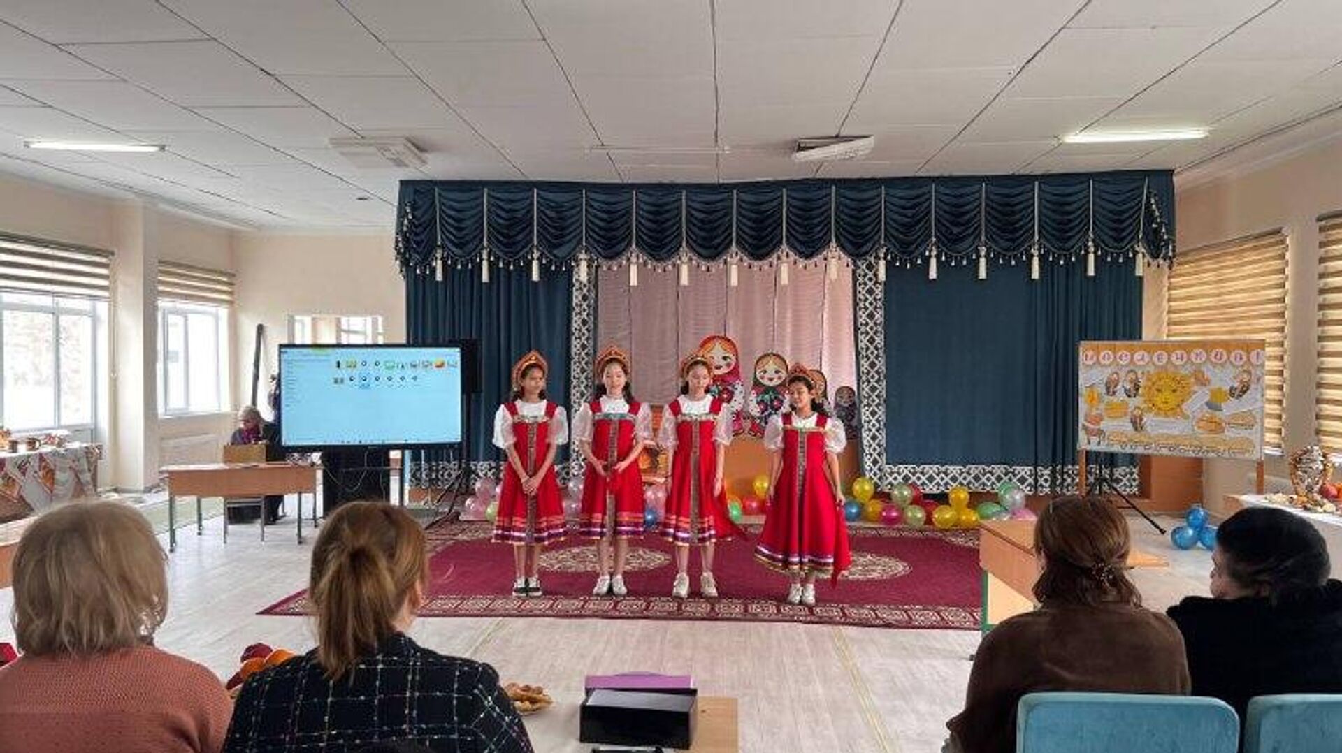 Широкую Масленицу отметили и в Нукусе Широкую Масленицу отметили и в Нукусе - Sputnik Узбекистан, 1920, 19.02.2026