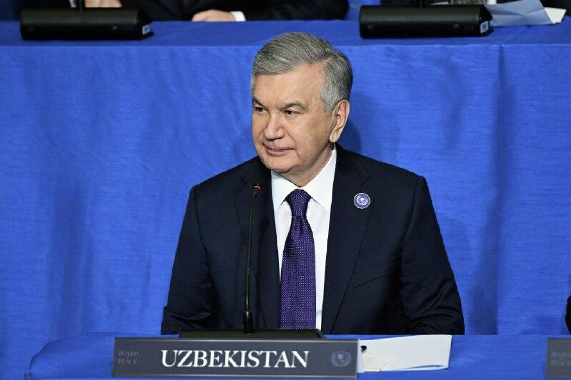 В Вашингтоне с участием Шавката Мирзиёева проходит инаугурационное заседание Совета мира - Sputnik Узбекистан, 1920, 19.02.2026