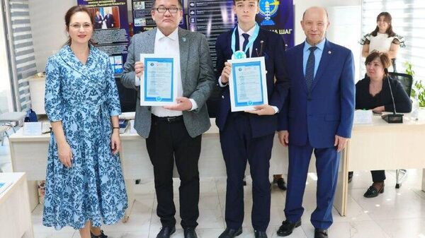 Школьник из Узбекистана победил в международном конкурсе инноваций - Sputnik Узбекистан