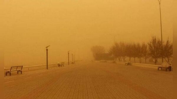 В Бухаре ветром снесло крышу жилого дома - Sputnik Узбекистан