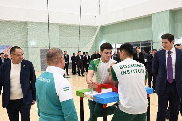 В Узбекистане стартовал новый сезон Олимпиады и Паралимпиады пяти инициатив В Узбекистане стартовал новый сезон Олимпиады и Паралимпиады пяти инициатив - Sputnik Узбекистан