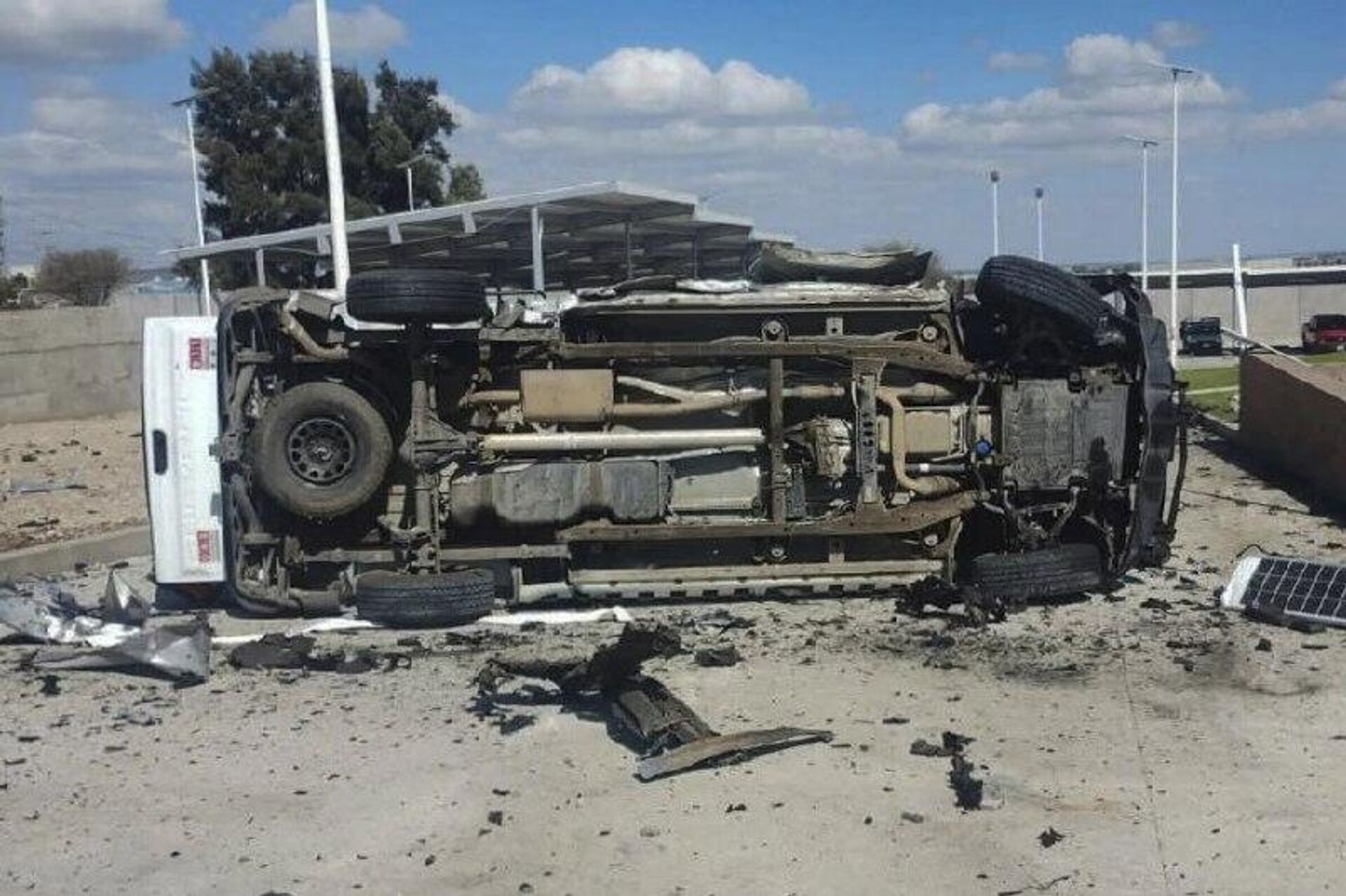 Мексика охвачена беспорядками после убийства силовиками главы крупного наркокартеля Новое поколение Халиско (CJNG) Эль Менчо - Sputnik Узбекистан, 1920, 23.02.2026