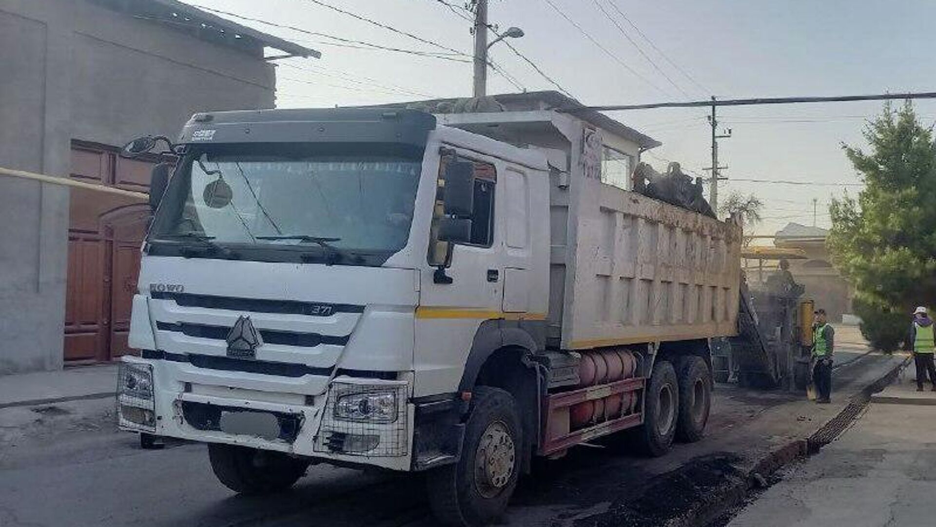 Около 100 домов в Юнусабадском районе остались без газа из-за повреждения газопровода Около 100 домов в Юнусабадском районе остались без газа из-за повреждения газопровода - Sputnik Узбекистан, 1920, 23.02.2026